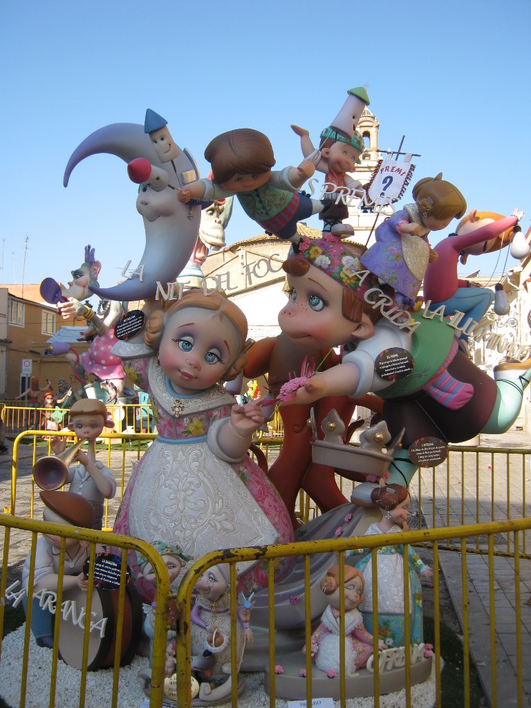 Totfalles: Plaça de la Tenda